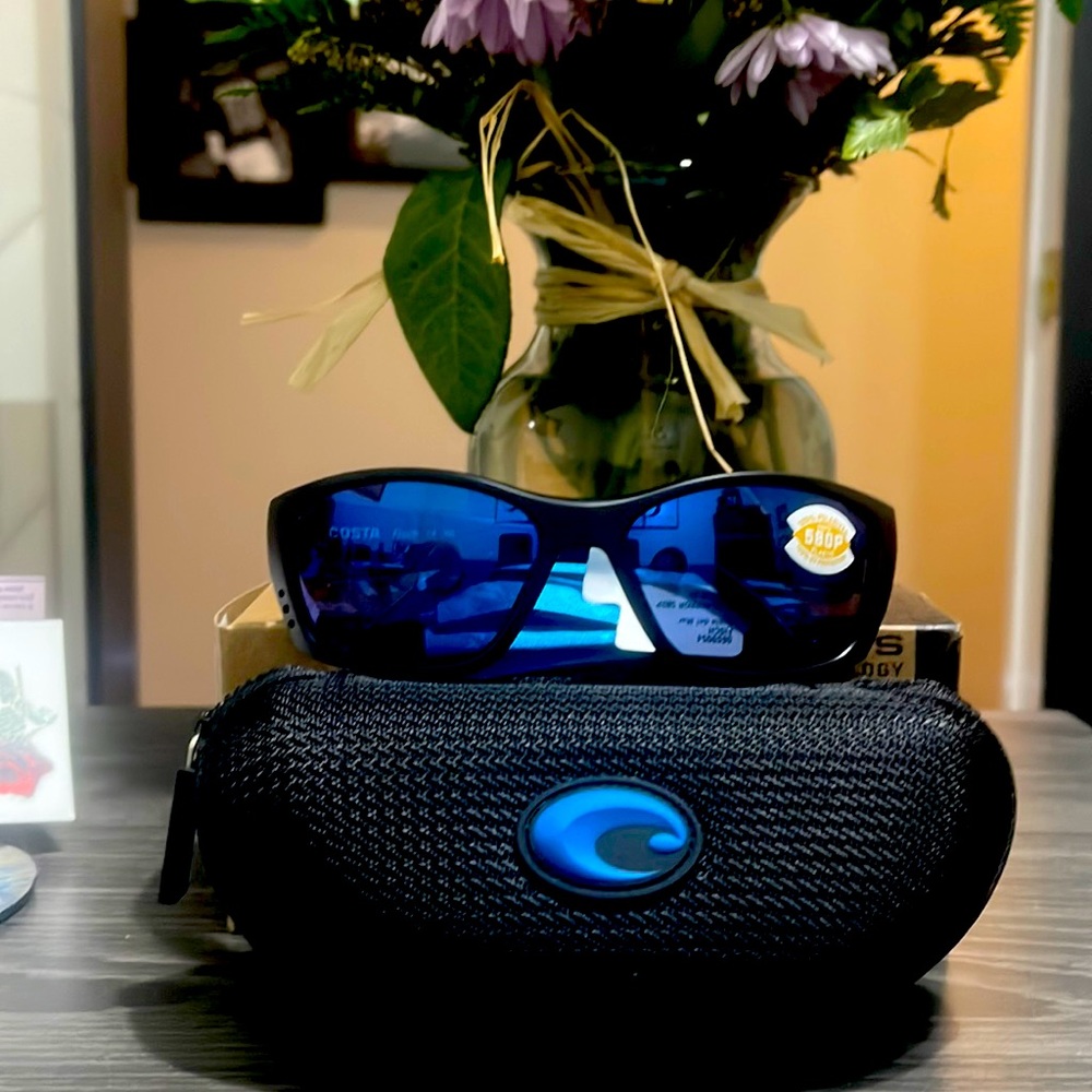 Mens Fisch Costa Sunglasses NWT
